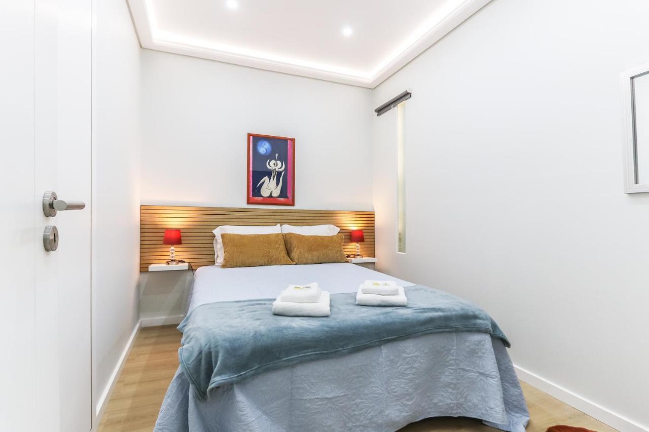Vita Portucale ! Moscavide Casa Branca W/ Terrace Lisboa Eksteriør bilde